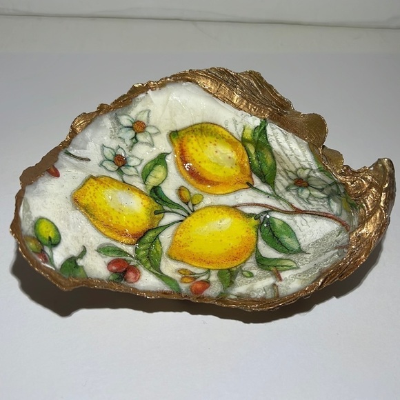 Handmade Oyster Art Shell Trinket Vanity Ring Dish Lemons - Picture 1 of 6